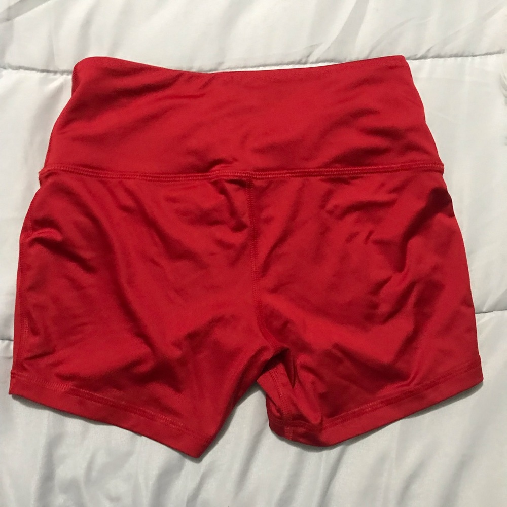 Spandex - Picture 2 of 3